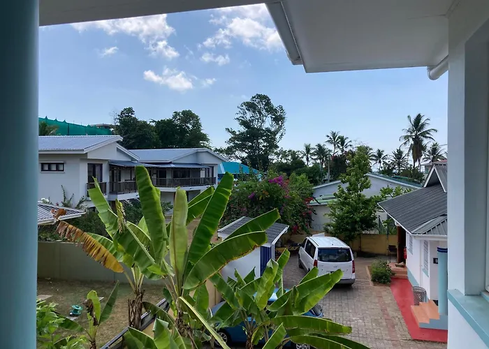 Aparthotel La Therese 3*