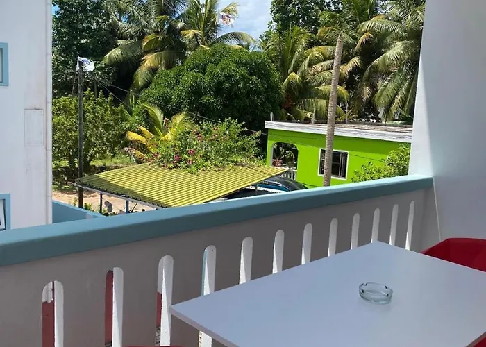 Aparthotel La Therese 3*